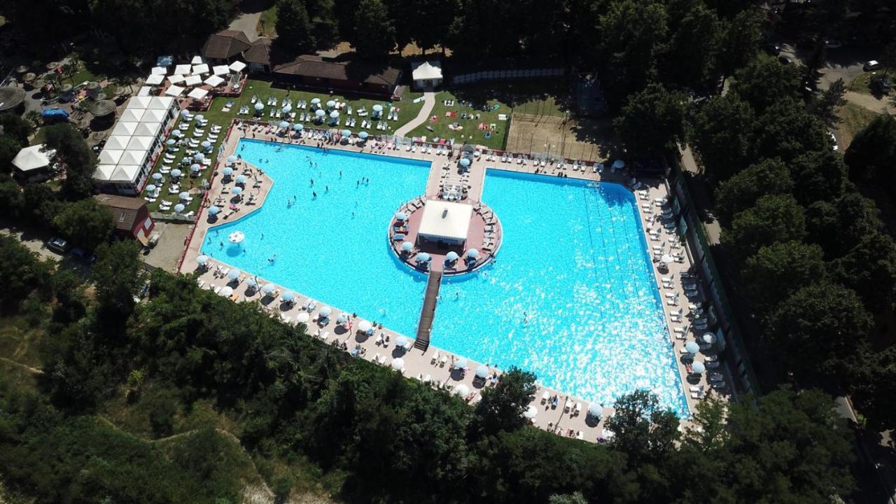 Hotel Clementi Salice Terme Exterior photo